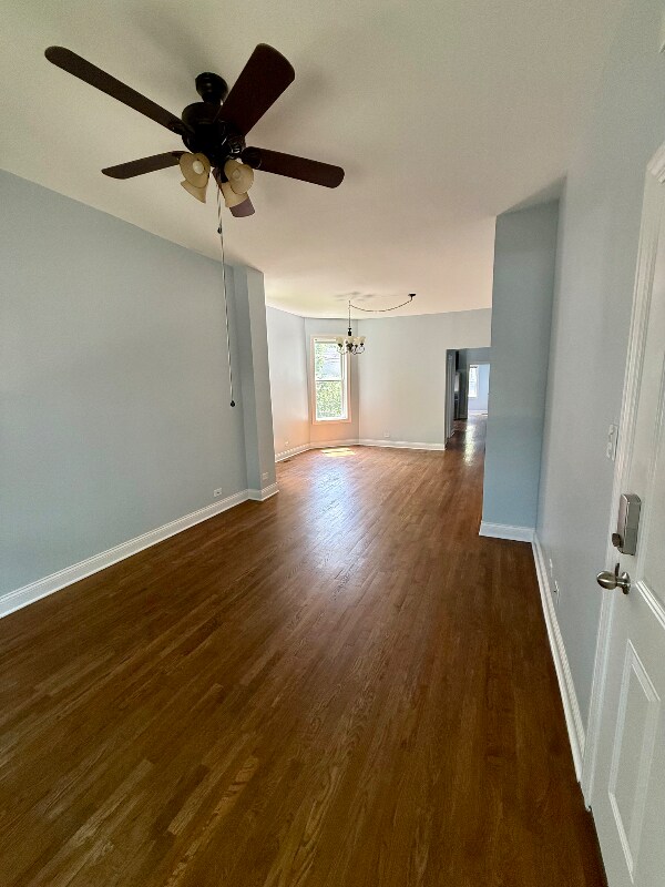 Foto del edificio - 4240 N Bernard St
