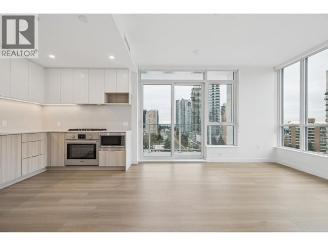 Building Photo - 6087 Wilson Ave