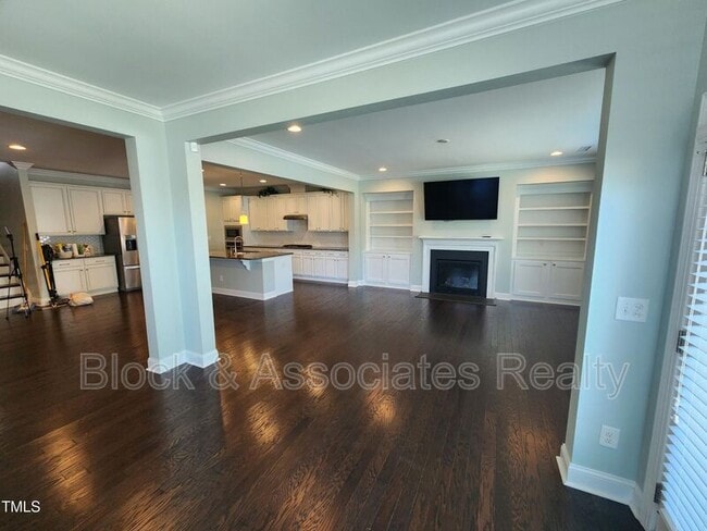 Photo - 712 Chelsea Grove Dr House