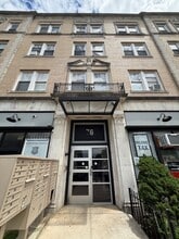 Building Photo - 76 Main St