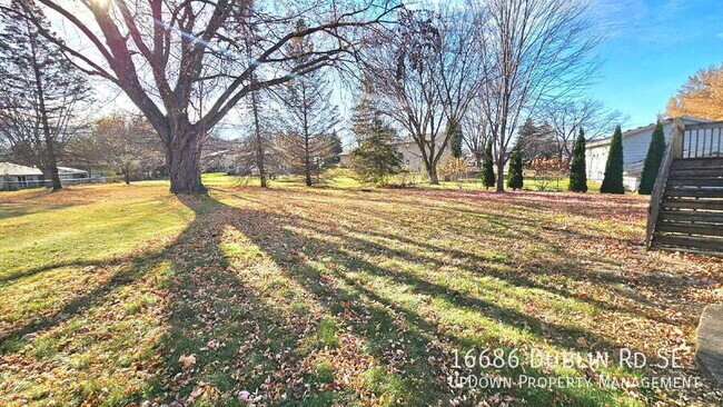 Foto del edificio - 16686 Dublin Rd SE