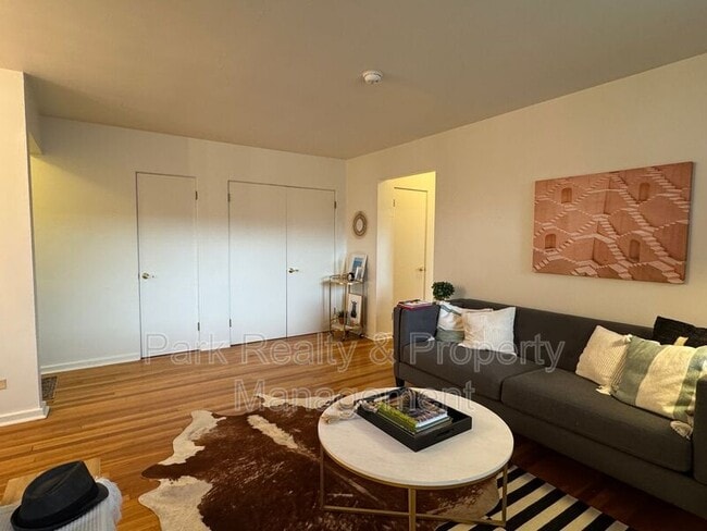 Building Photo - 1101 Bellaire St