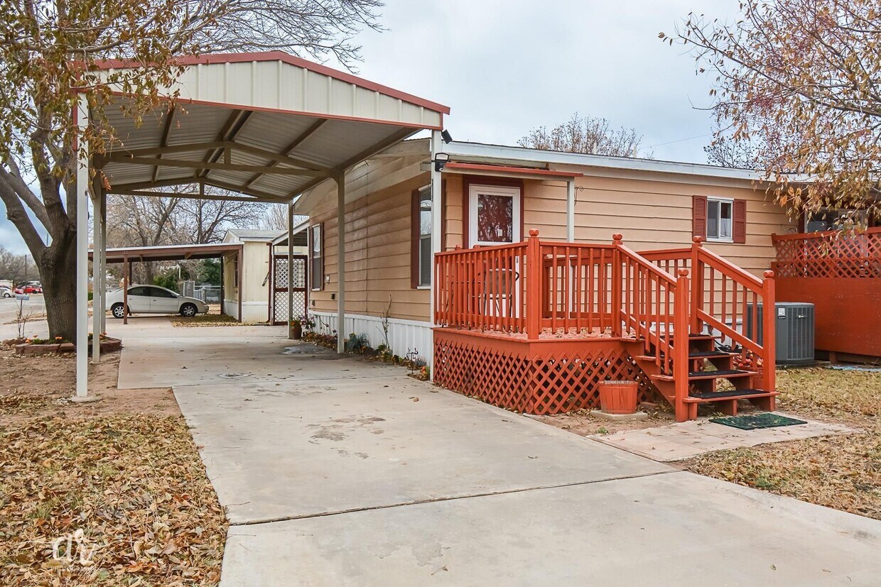 Foto principal - 302 Western Hills Dr
