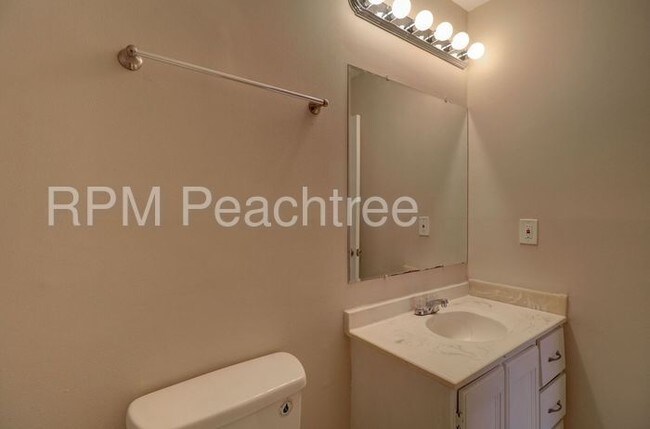 Building Photo - 2871 Eastland Way