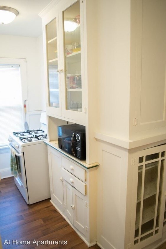 Foto principal - 1329 Grand Ave