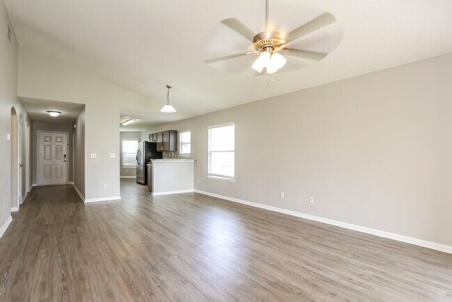 Foto del edificio - 226 Dover Bluff Dr