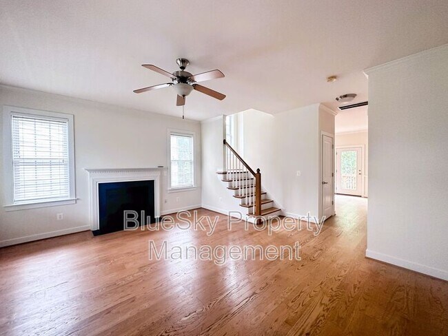 Building Photo - 948 Raymond Rd