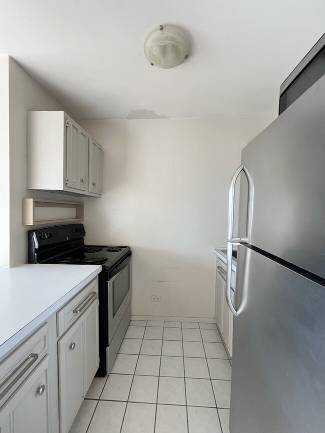 Foto del edificio - 4343 N Clarendon Ave