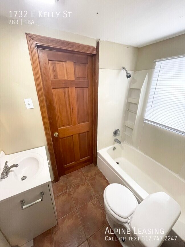 Foto del edificio - Near Southeast 2BR House!