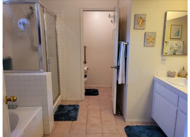 Building Photo - 42635 Adalin Way
