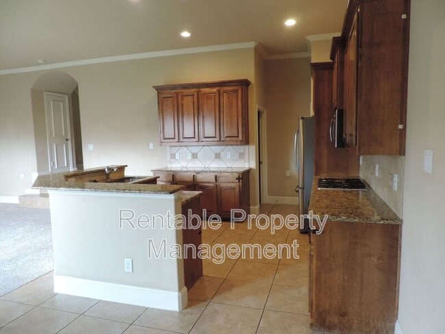 Building Photo - 1835 Leann Ln