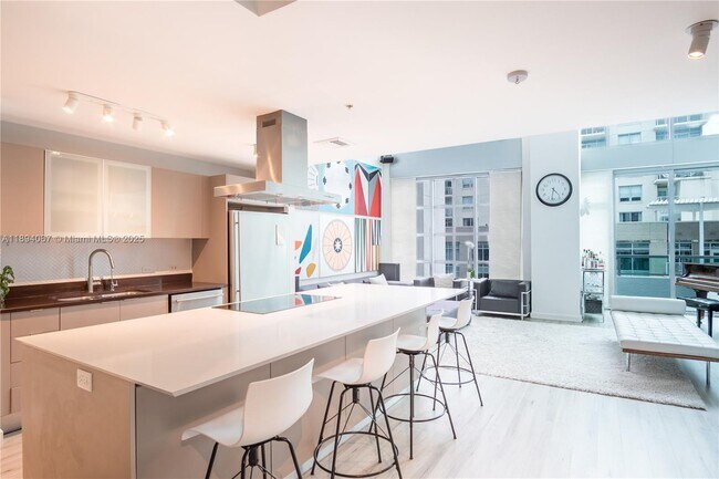 Foto del edificio - 3301 NE 1st Ave