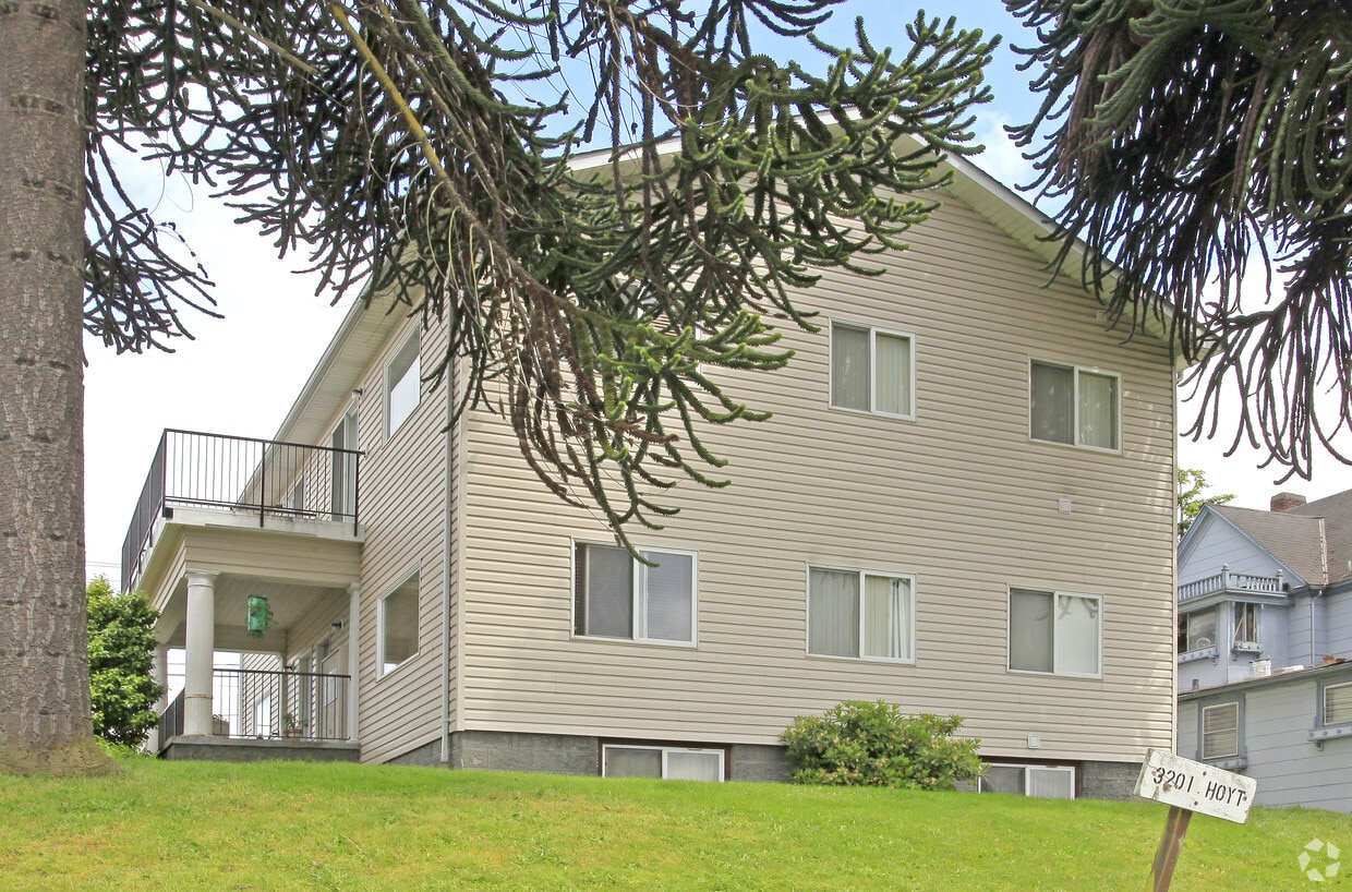 3201 Hoyt Ave, Everett, WA 98201 Apartments in Everett, WA