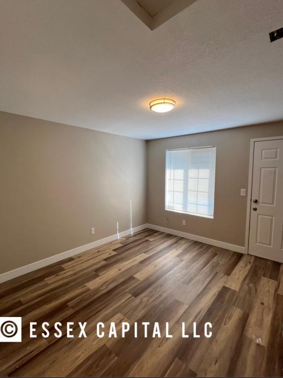Foto del edificio - 401 Edgewood Ct SE