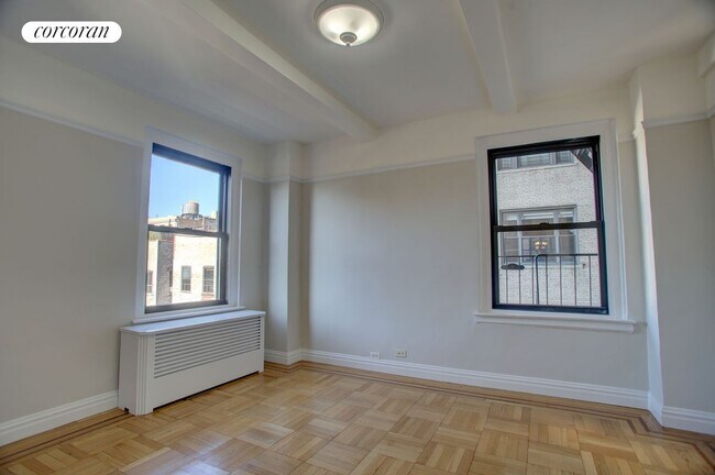 Foto del edificio - 785 W End Ave