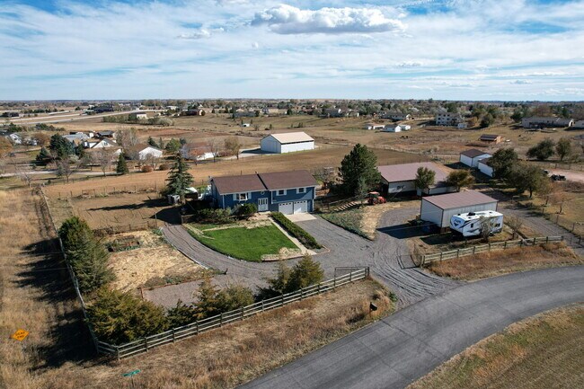 Foto del edificio - 4801 Gary Dr