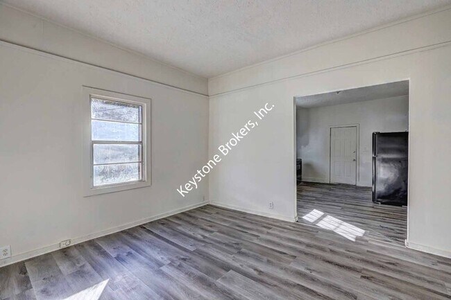 Foto del edificio - 760 Magnolia Dr