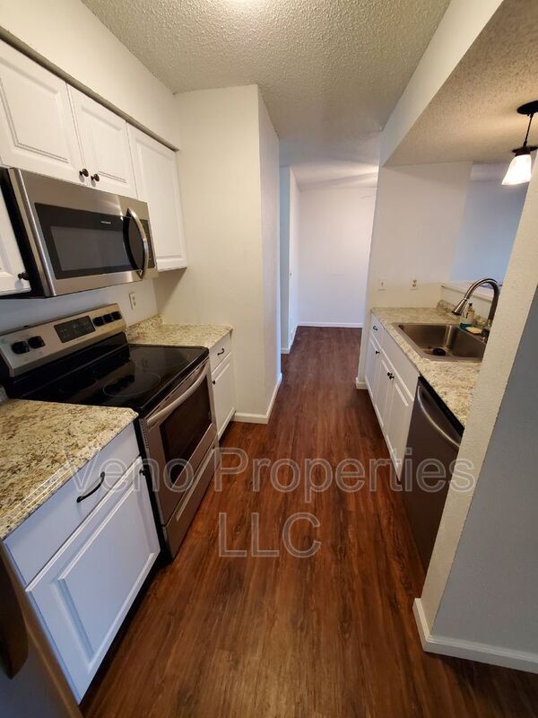 Foto del edificio - 111 Yorktown Dr