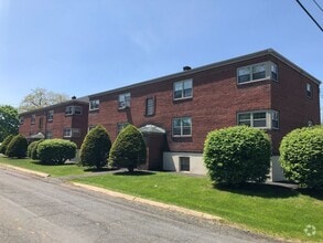 Building Photo - 36 Clinton St