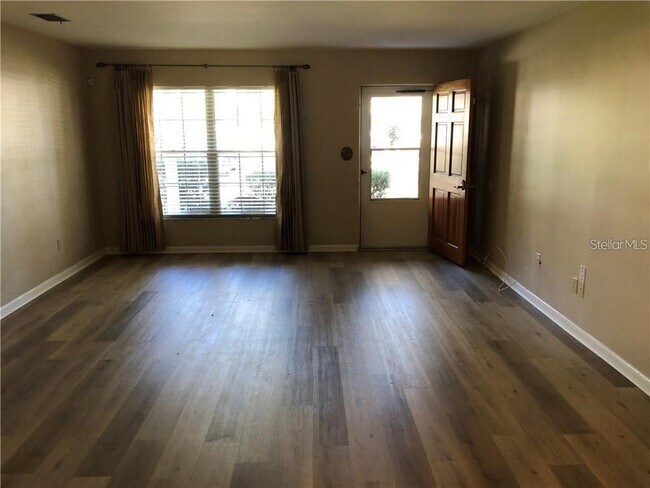 Building Photo - 36428 Ionno Ct