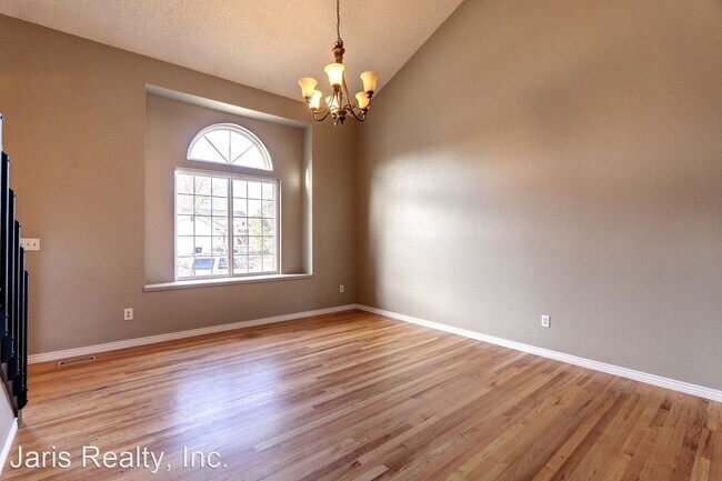 Foto del edificio - 3 br, 3 bath House - 4267 Ashcroft Avenue