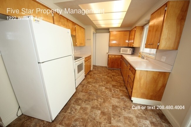 Building Photo - 1222 Willard Ave