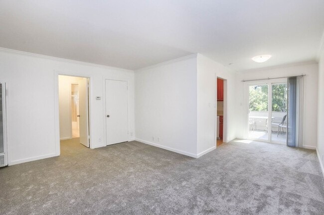 Building Photo - 279 Bush St