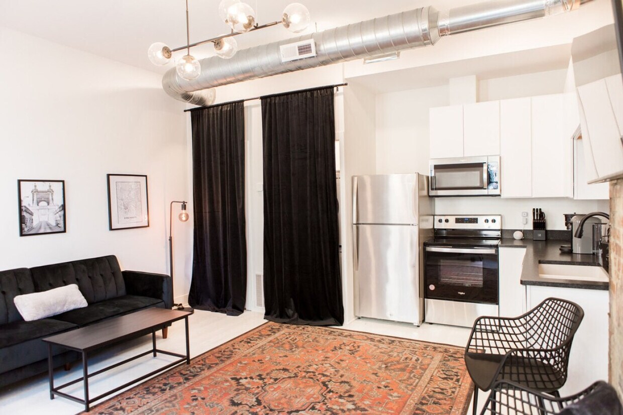 Foto principal - 1811 Pleasant St