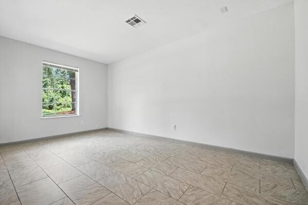 Foto del edificio - 10615 Twin Oak Dr