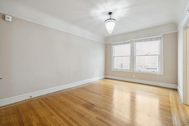 Building Photo - 2700 Polk St