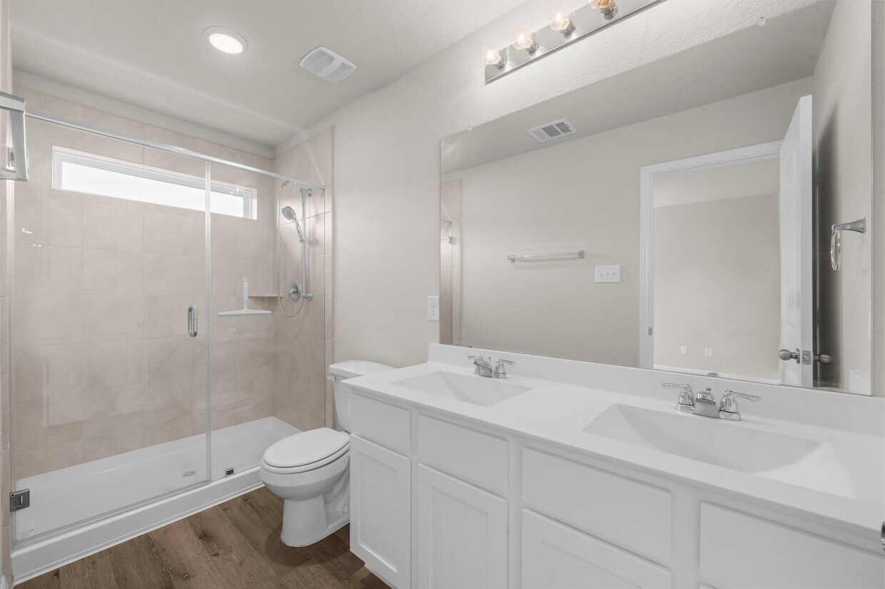 Building Photo - 14091 Chinook Dr