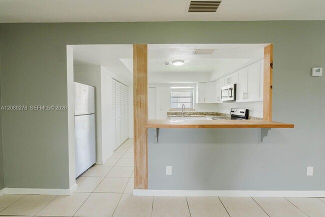 Building Photo - 25513 SW 107th Ct