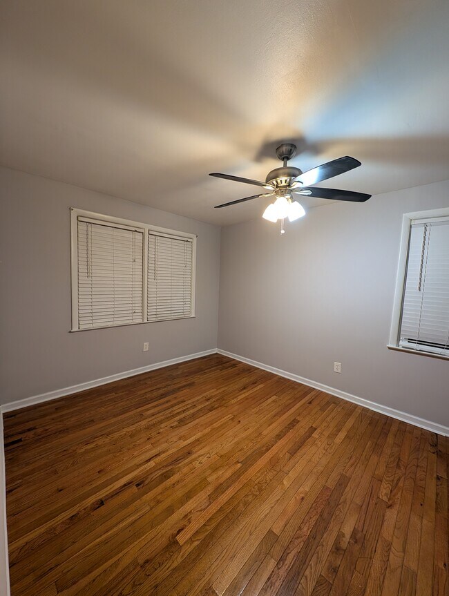 Foto del edificio - 1668 Kirkwood Rd