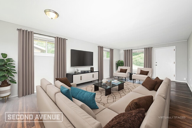 Foto del edificio - 642 Garden City Dr
