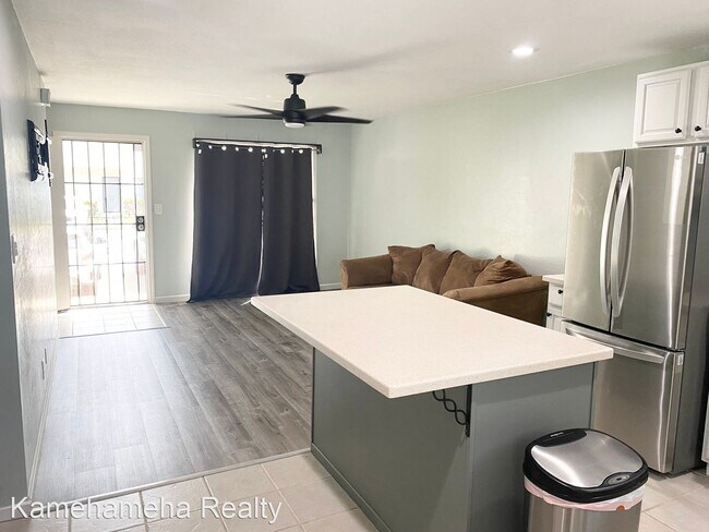 Building Photo - 2 br, 1 bath House - 47-342 B Hui Iwa Stre...