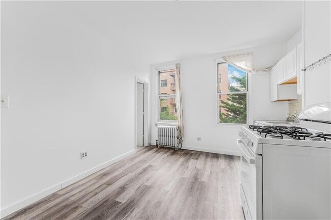 Building Photo - 32 Arion Pl