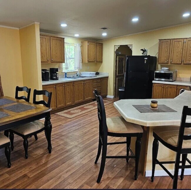 Foto del edificio - 5167 Hickory Hill Rd