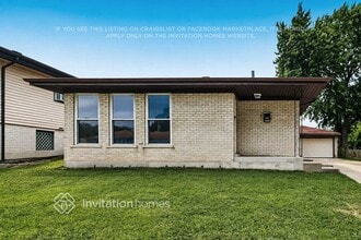 Building Photo - 16460 Roy St