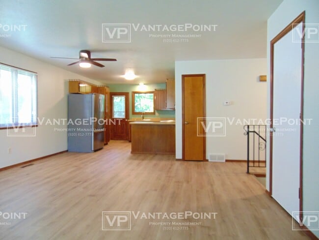 Foto del edificio - 2353 Remington Rd