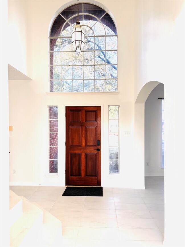 Foto del edificio - 18807 Forest Deer Rd