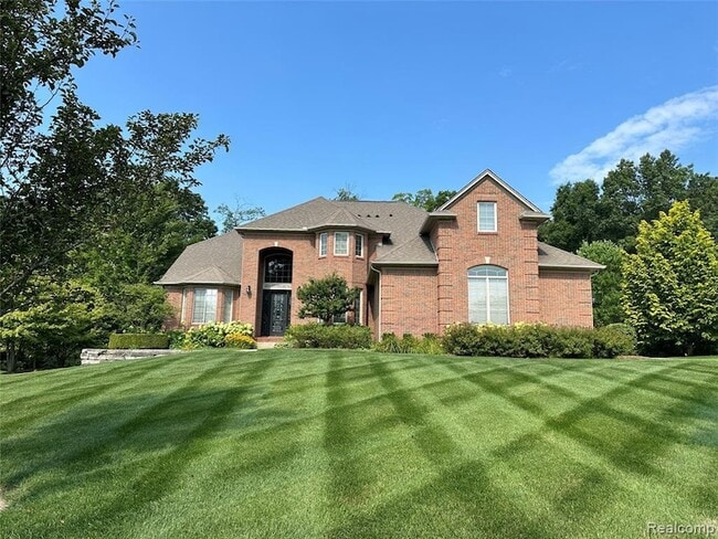 Building Photo - 4906 Stonehenge Dr