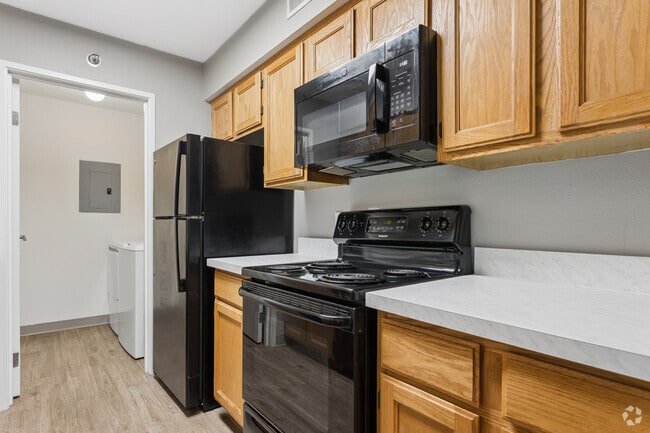 2BR, 2BA - 1,000SF - Kitchen - Club Meridian