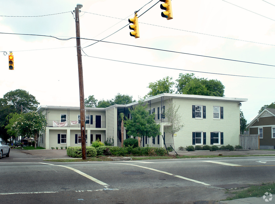 Primary Photo - 1301 Rutledge Ave
