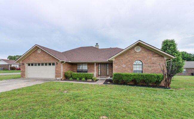 Building Photo - 106 Davis Ln