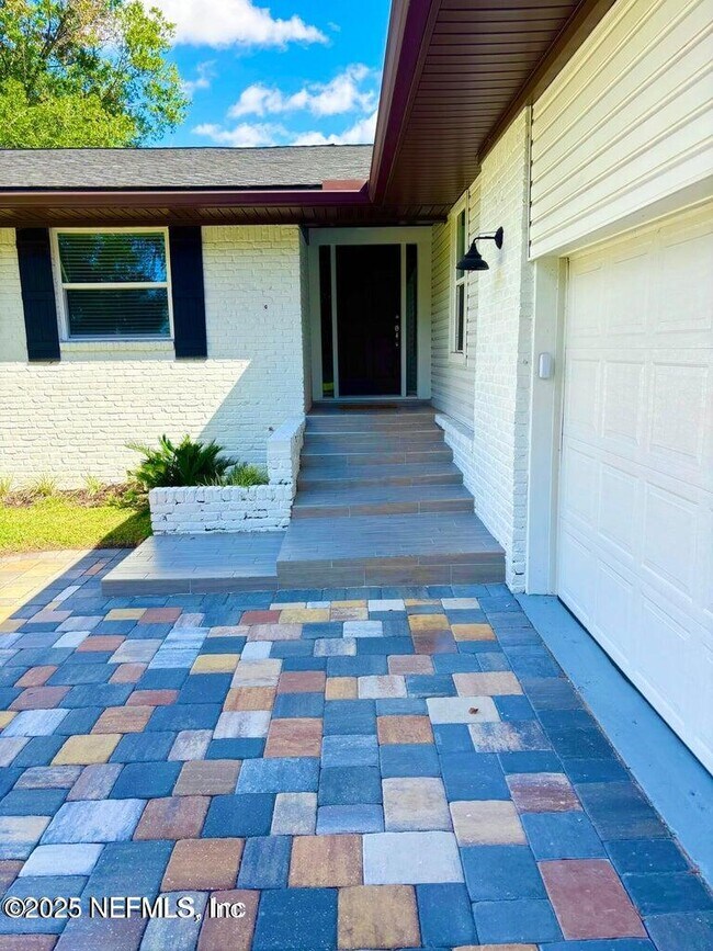 Foto del edificio - 5609 Hyde Park Cir