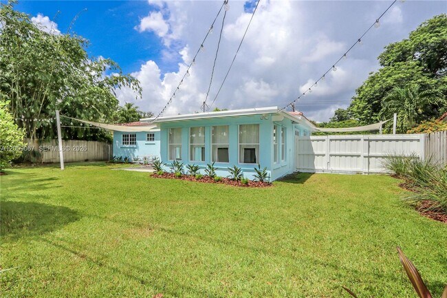 Foto del edificio - 8035 SW 63rd Pl