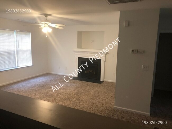 Building Photo - 4808 Delprado Cir