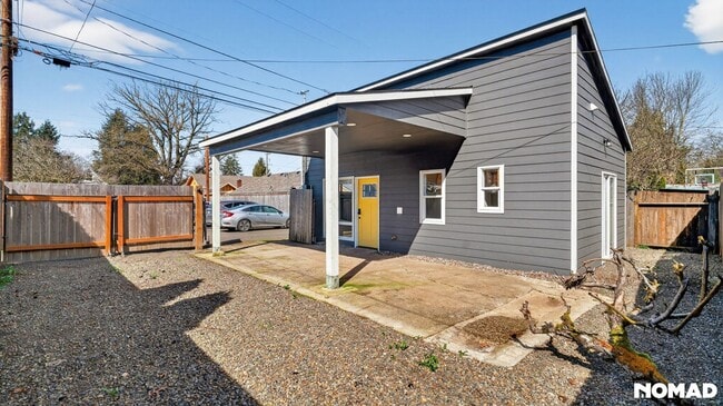 Building Photo - 1155 18th St NE