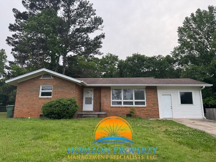 Primary Photo - Newly Renovated Four Bedroom House in NW H...