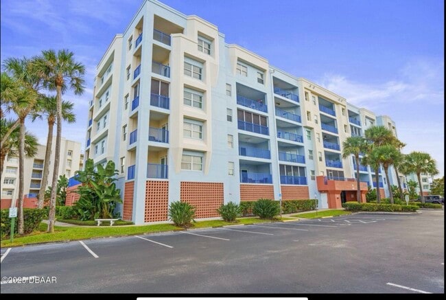 Building Photo - 5300 S Atlantic Ave
